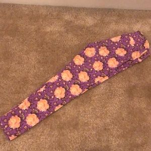 Lularoe kids leggings S/M